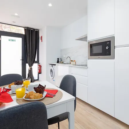 Travel Habitat Maritim-serreria Lofts アパート *