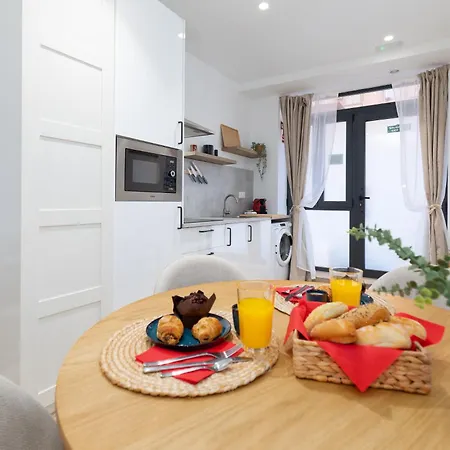 Travel Habitat Maritim-serreria Lofts アパート *